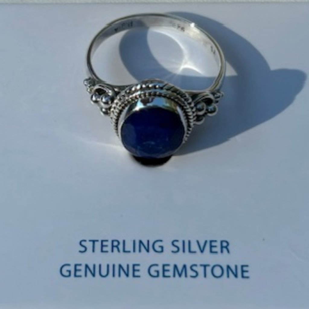 Sterling Silver Gemstone Ring - Size 7 16$